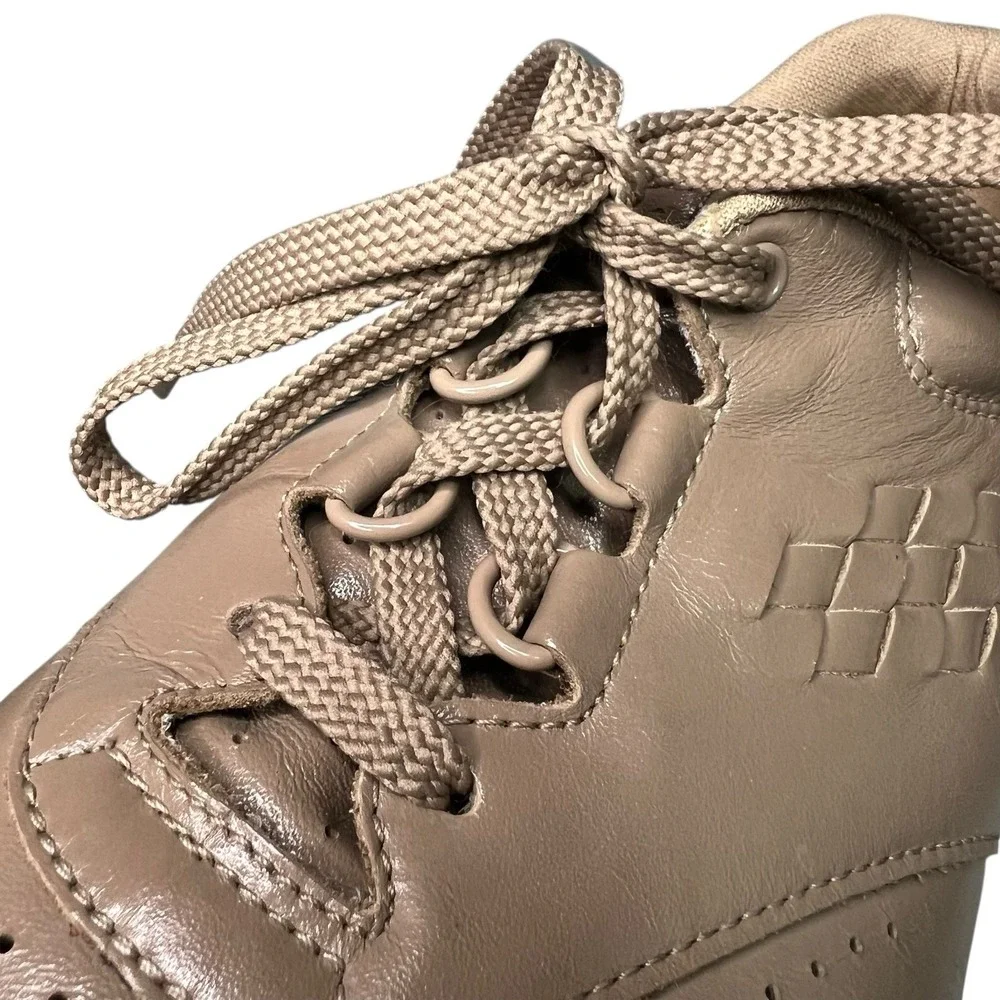 SAS Free Time Walking Shoes Womens Size 9W Mocha Leather Comfort Extra Laces